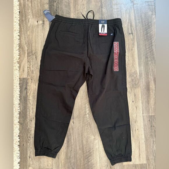 NEW WITH TAGS WOMENS GAP JOGGERS SIZE XL - Picture 1 of 4